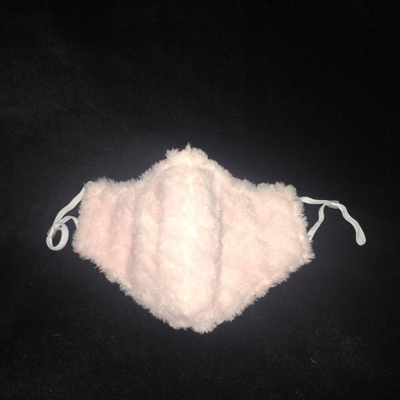 Reusable / Washable Sculpted Mask Faux Fur Pink - Picture 3 of 9